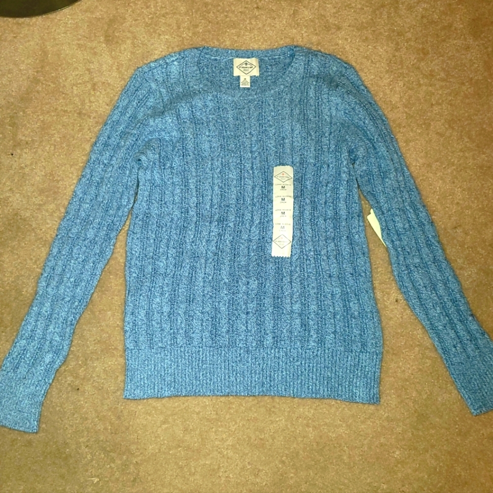 St. John's Bay ladies cableknit sweater